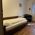 Отель Gemmi *